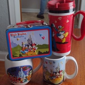 Disney world cups,a frame and a mini lunch box. Planning a trip to Disney?
